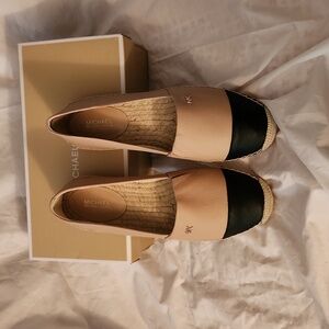 NIB Michael Kors espadrille oyster/black leather sz 9